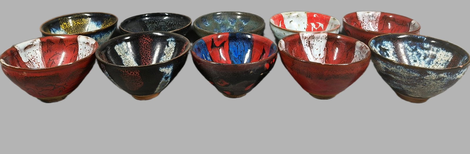 Collection of Song Dynasty old kiln tea cups: Collection of 10 Song Dynasty teacups, diameter 13-12.2 cm, height 6.7-7.2 cm Provenance:Mrs. Blair, Newport Beach, California. Our dedicated team expertly handles both domestic and global shipping ar