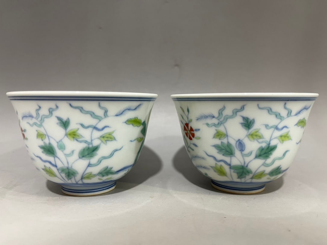 Chenghua Doucai Cup with Nine Autumn Patterns (1 of 9)
