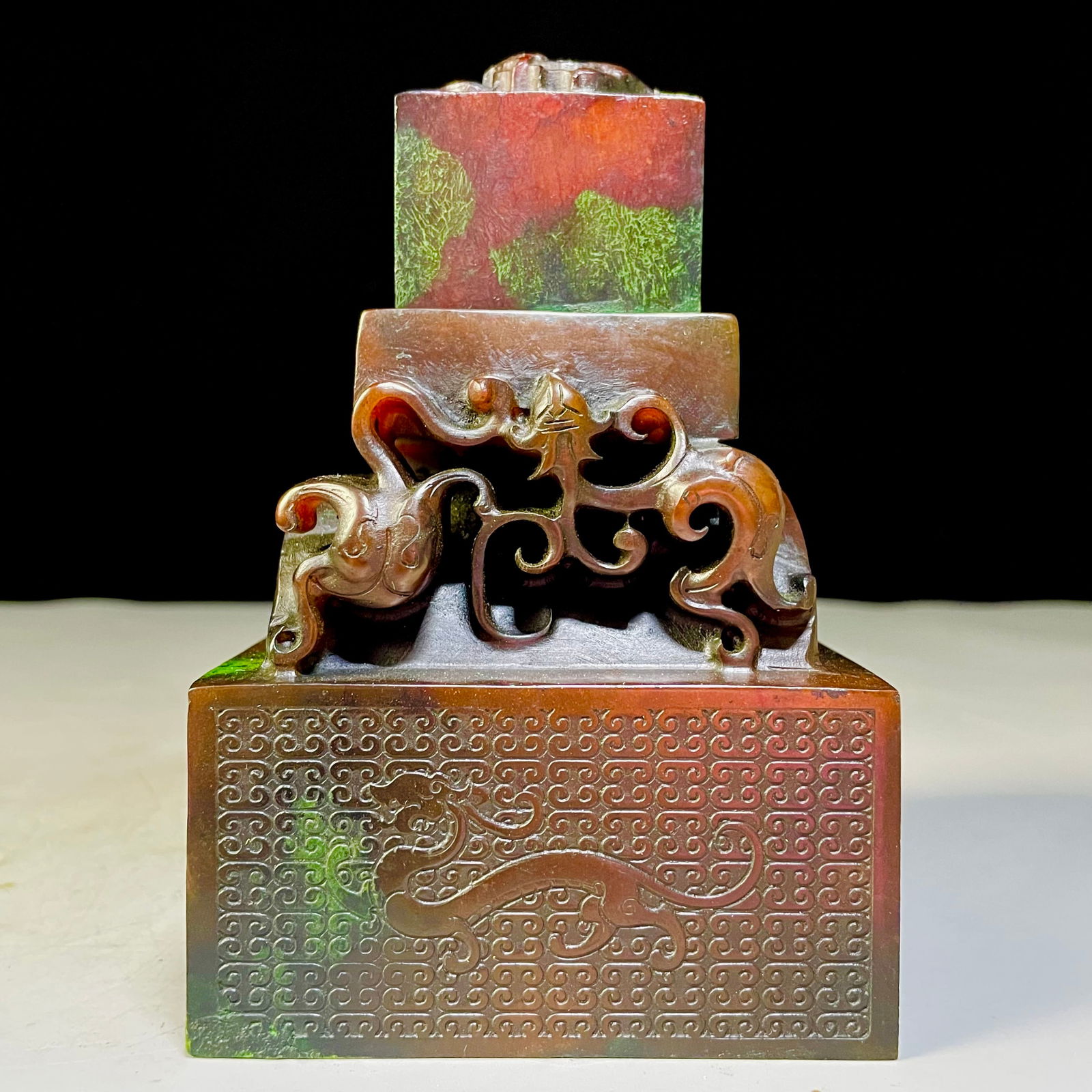 Hetian jade seal of Cao Mengde (Cao Cao): Collector's item: Hetian jade seal of Cao Mengde (Cao Cao), 9.8 x 15 cm, weighing 1895g. Provenance:Mr. Stefan, Minneapolis, Minnesota. Our dedicated team expertly handles both domestic and global shi