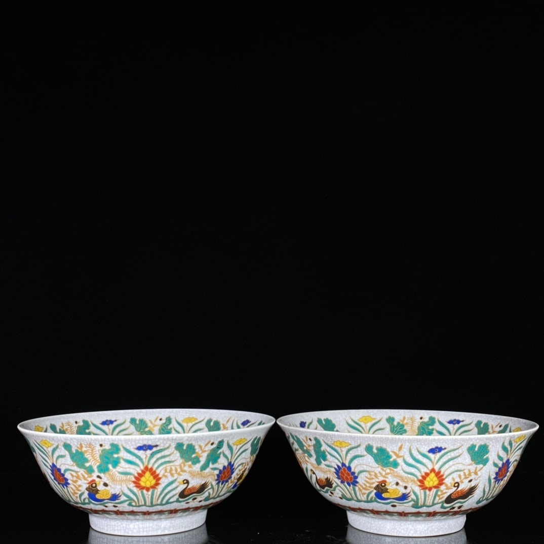 A pair of Ming Dynasty Chenghua Doucai gilt-painted mandarin ducks playing in water bowls (1 of 9)