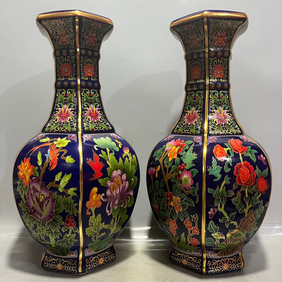 Emperor Qianlong's Imperial Enamel Six-Sided Vase with Floral Designs and Prosperity (1 of 7)