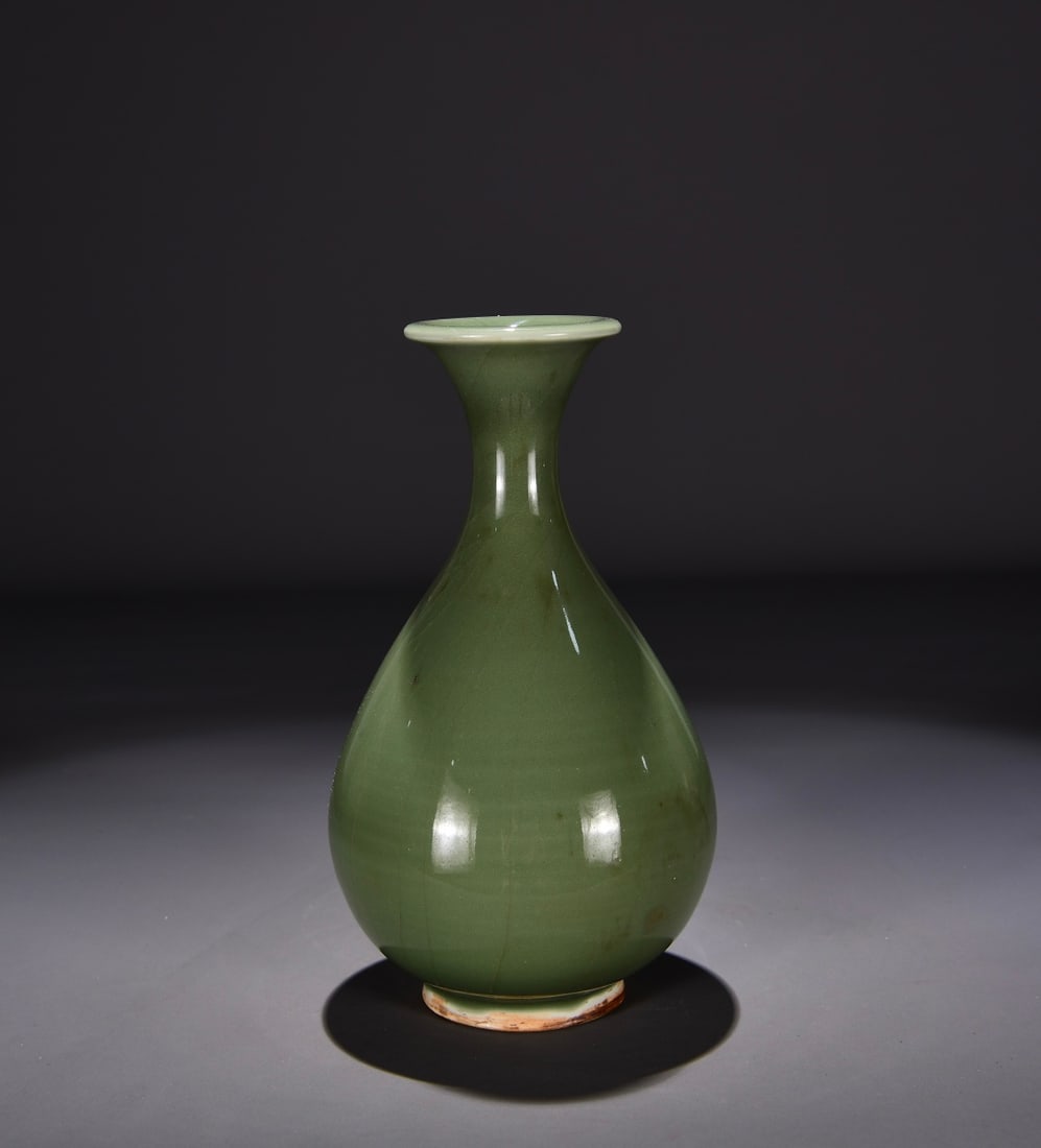Formerly in the collection of a Song Dynasty Longquan celadon Yuhuchun vase: Dimensions: Height 25cm, Width 15cm Provenance:Mr.Jordi, Northern Virginia. Our dedicated team expertly handles both domestic and global shipping arrangements.We accept wire transfer and credit or deb