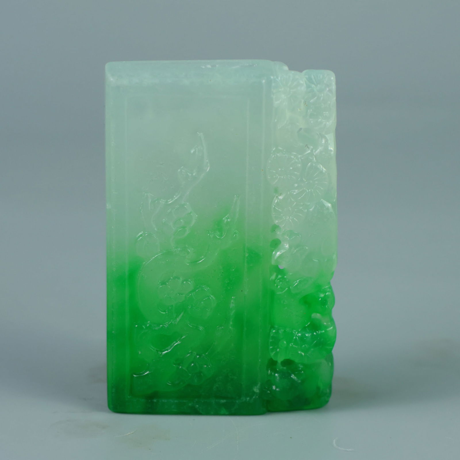 Perfectly crafted high-quality ice-crystal carving Landscape Plaque (1 of 9)