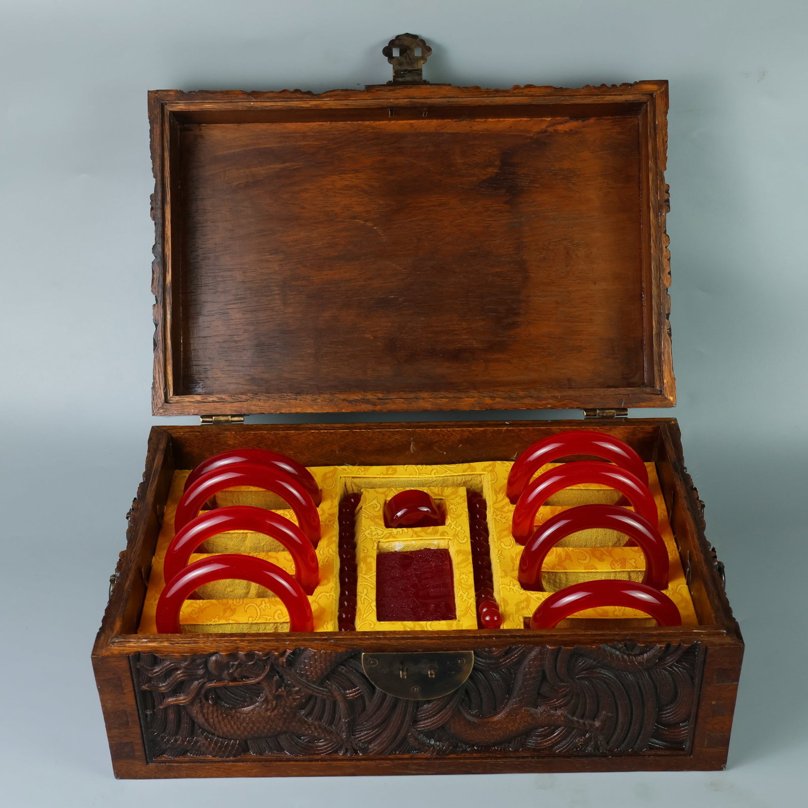 Perfectly crafted high-grade ice crystal carving set (1 of 9)