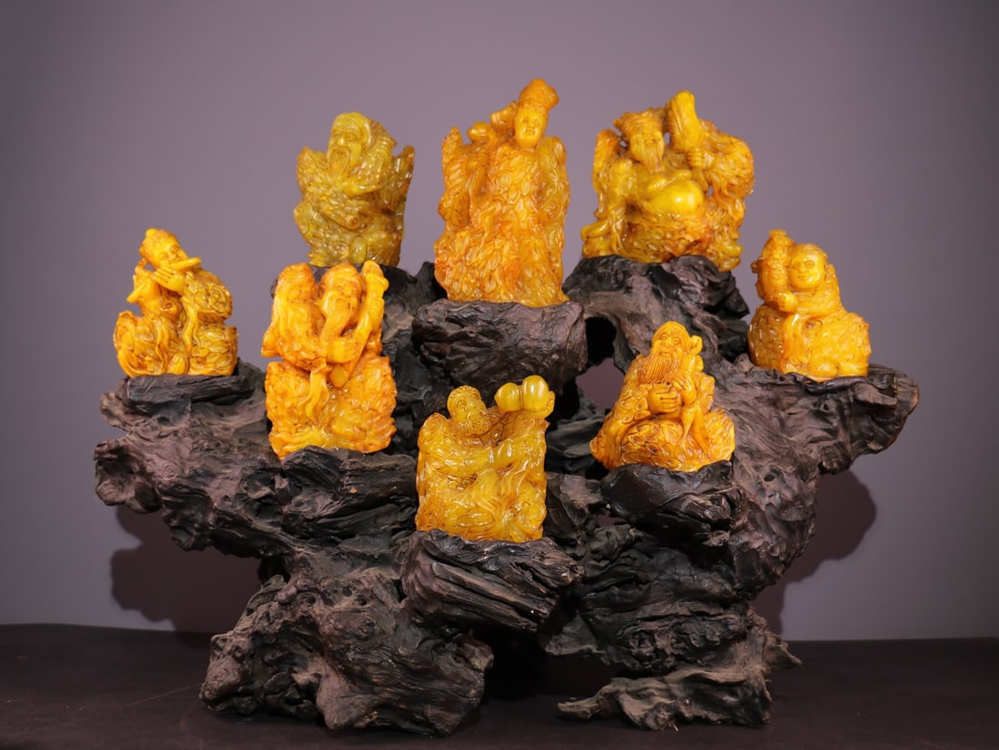 Exquisitely carved Tianhuang stone seal depicting the Eight Immortals - an antique leisure seal (1 of 12)