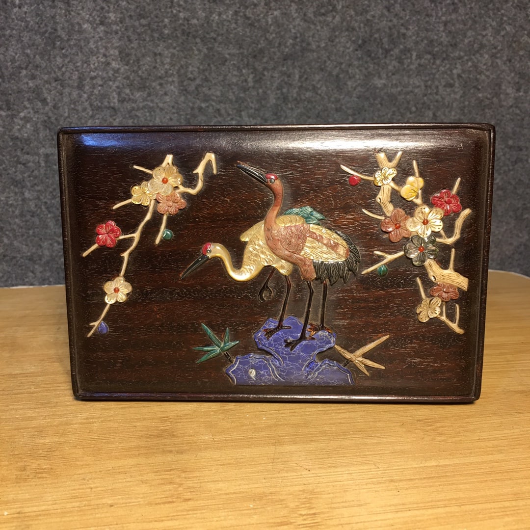 Large-leaf rosewood inlaid box (1 of 9)