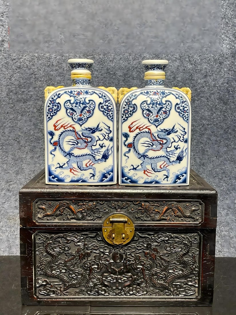 Treasured sandalwood box with dragon motif, featuring blue and white porcelain and underglaze red (1 of 9)