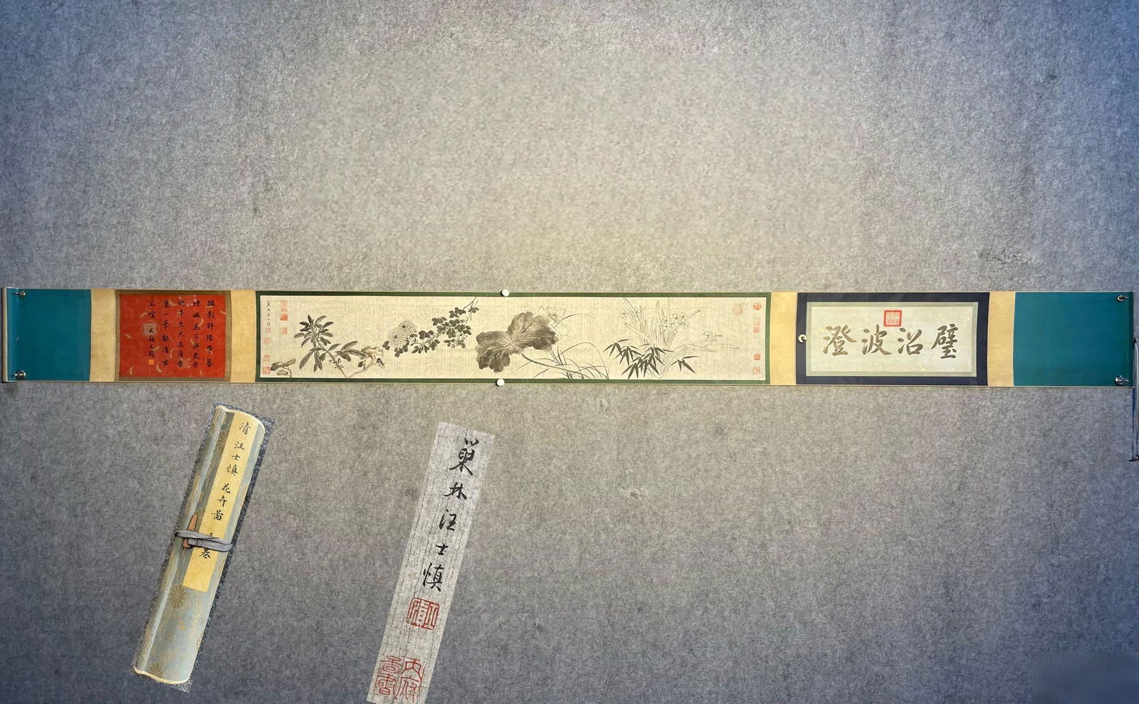 Exquisite hand-painted paper handscroll by Wang Shishen (flower painting) (1 of 10)
