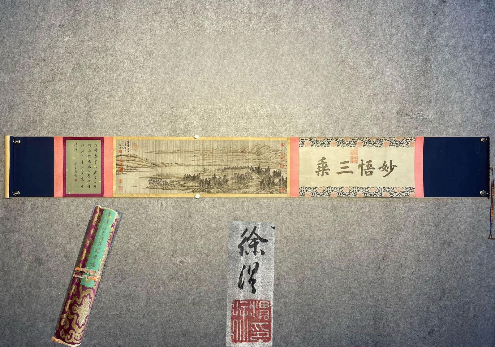 Xu Wei's exquisite hand-painted paper handscroll (Poetic imagery of a boat sailing on a river): A fine hand-painted paper handscroll by Xu Wei (1521-1593), courtesy name Wenchang, sobriquet Tianchi Daoren, also known as Qing Teng Daoren and Tian Shuiyue. He was an outstanding painter, poet, call