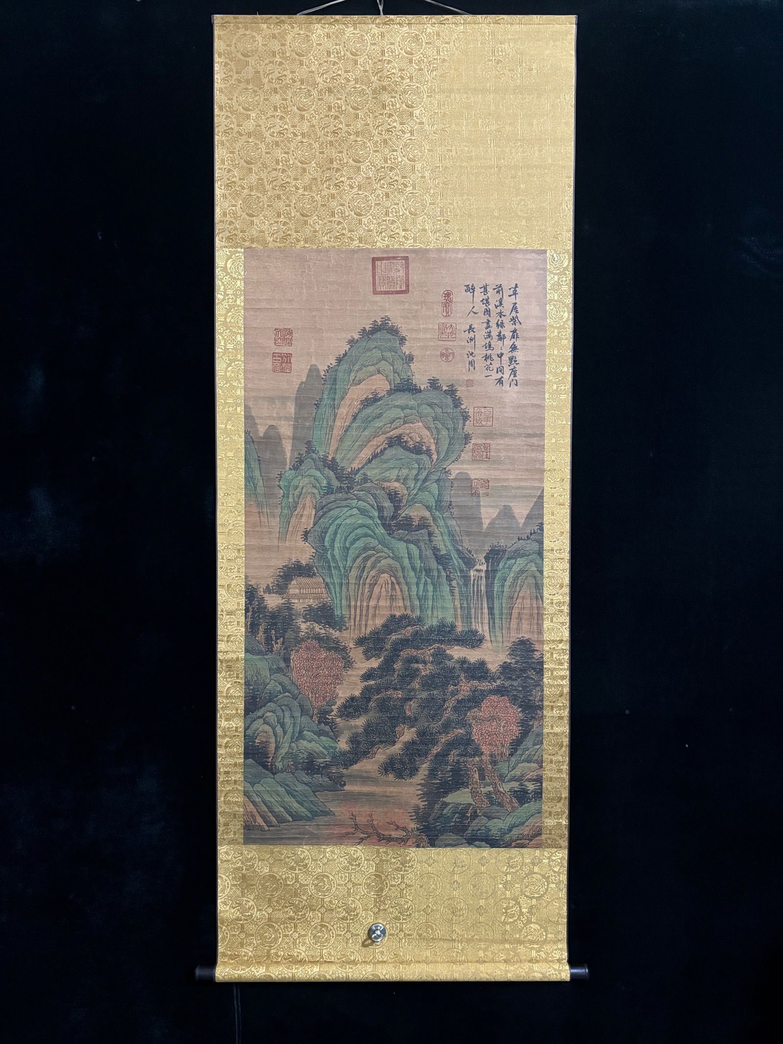 (Shen Zhou Landscape) Four-foot Hand-painted Work: (Shen Zhou Landscape) Four-foot hand-painted artwork. Material: Xuan paper. Mounting dimensions: Approximately 130cm x 65cm. Provenance:Private collection, Southern California. Our dedicated team expe