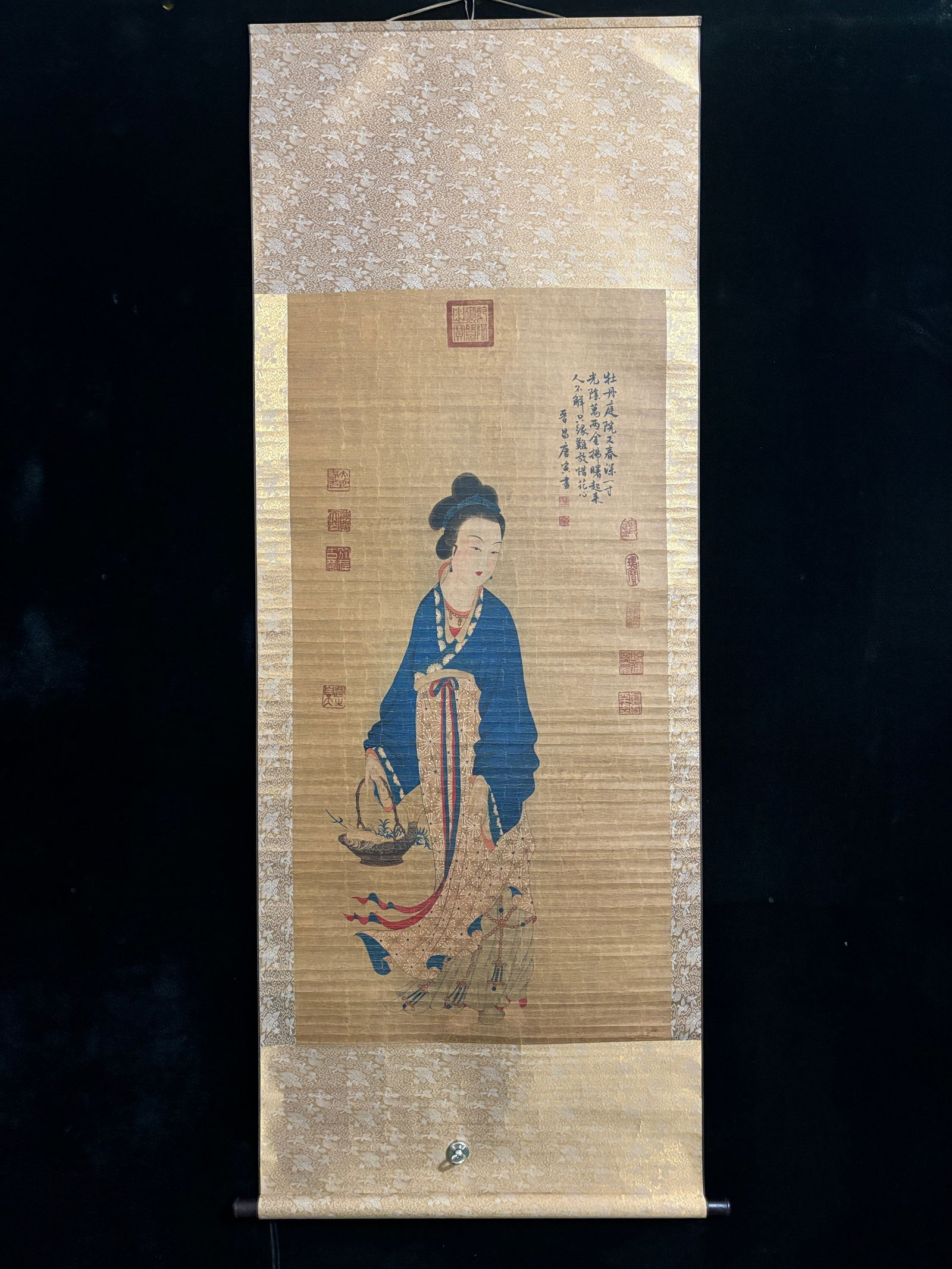 (Tang Yin's Ladies) Four-foot Hand-painted (1 of 9)