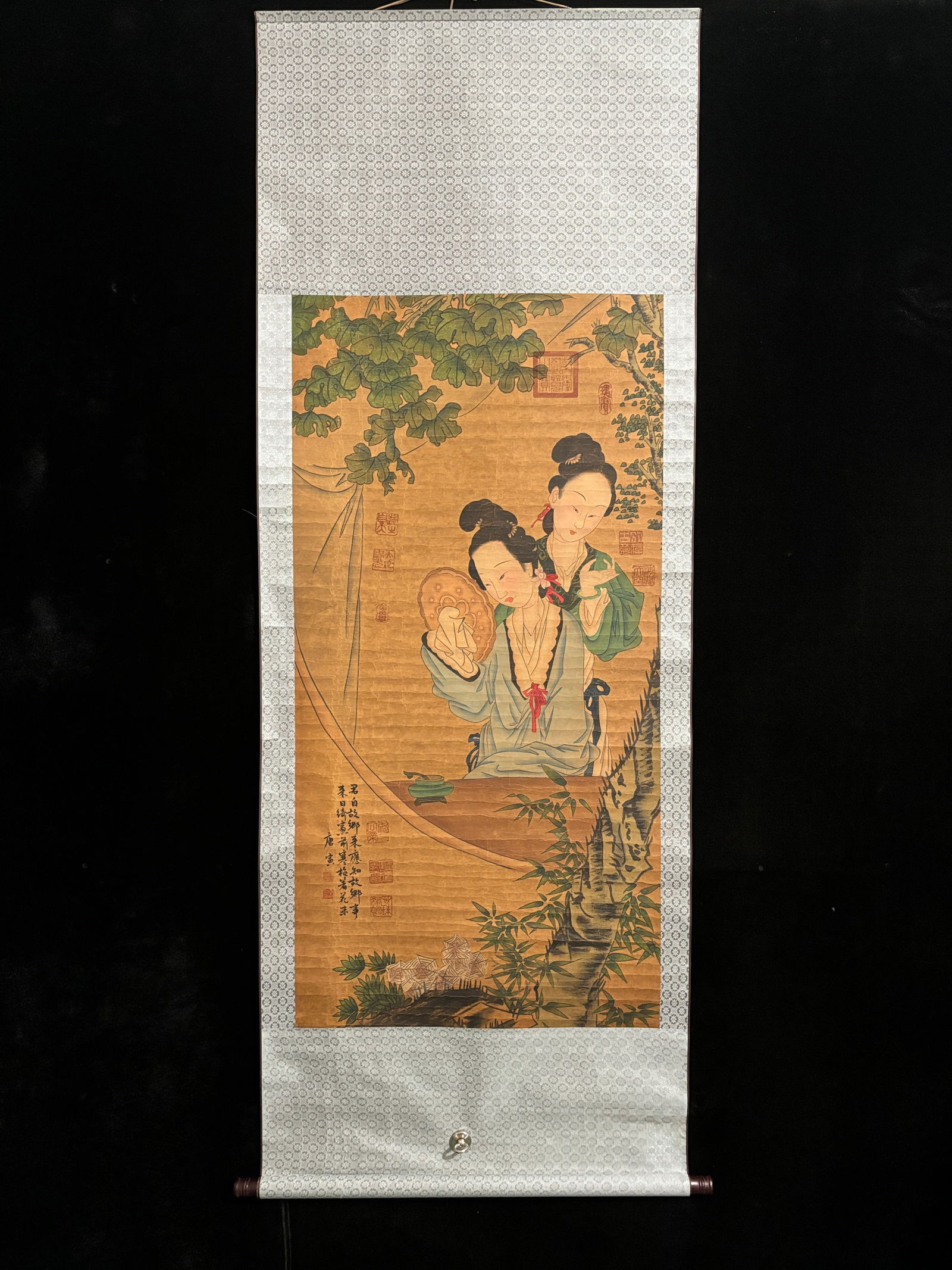 (Tang Yin's Ladies) Four-foot Hand-painted (1 of 9)