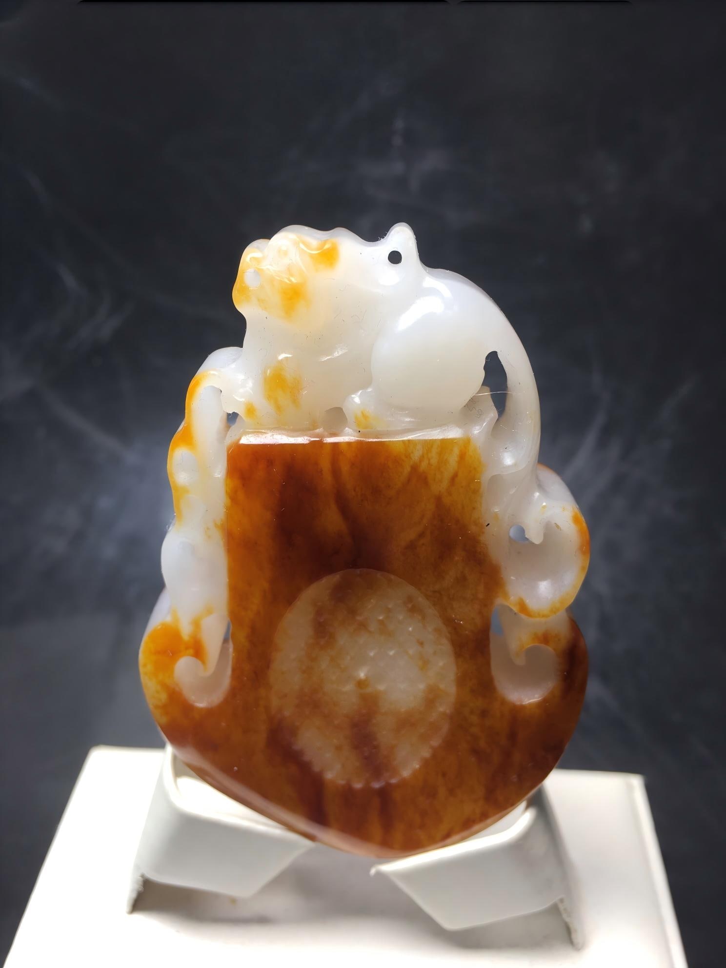 Fine Hetian jade pebble pendant (1 of 9)