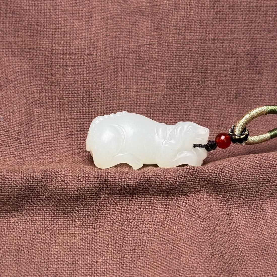 Hetian jade lucky dog pendant (1 of 9)