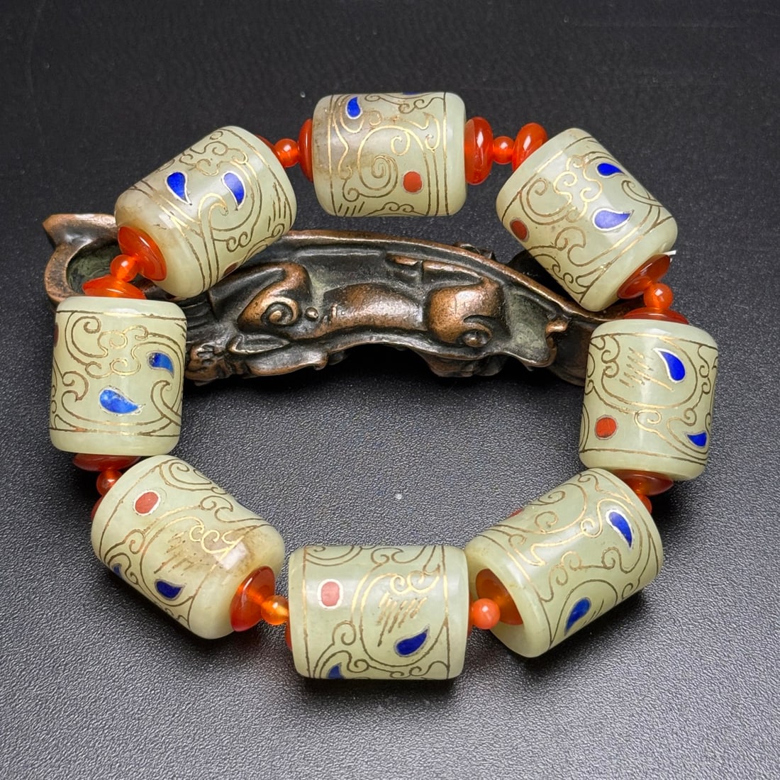 Exquisite Hetian jade inlaid with gold and silver threads and gemstones (1 of 9)
