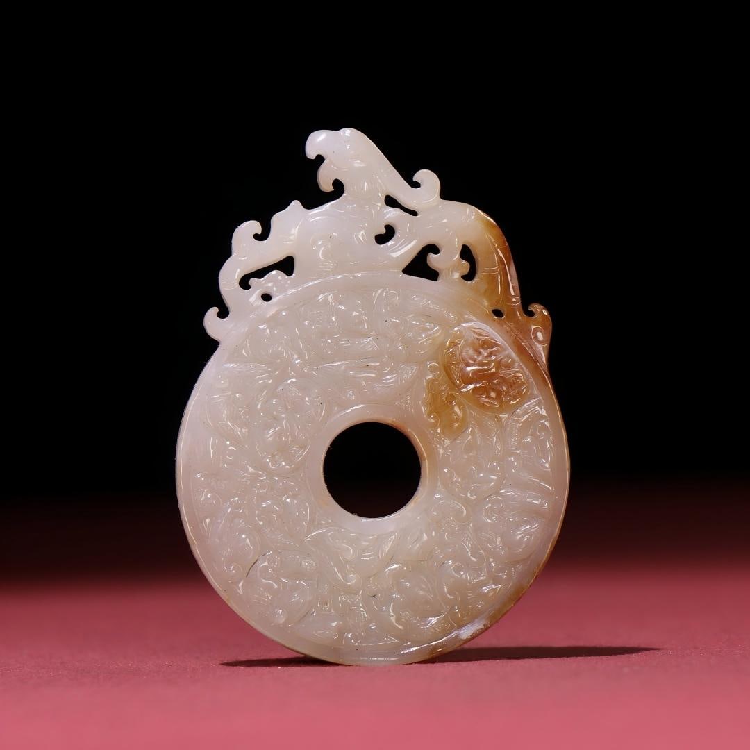 Exquisite antique piece, white jade pendant with delicate patina and carved phoenix feathers. (1 of 9)