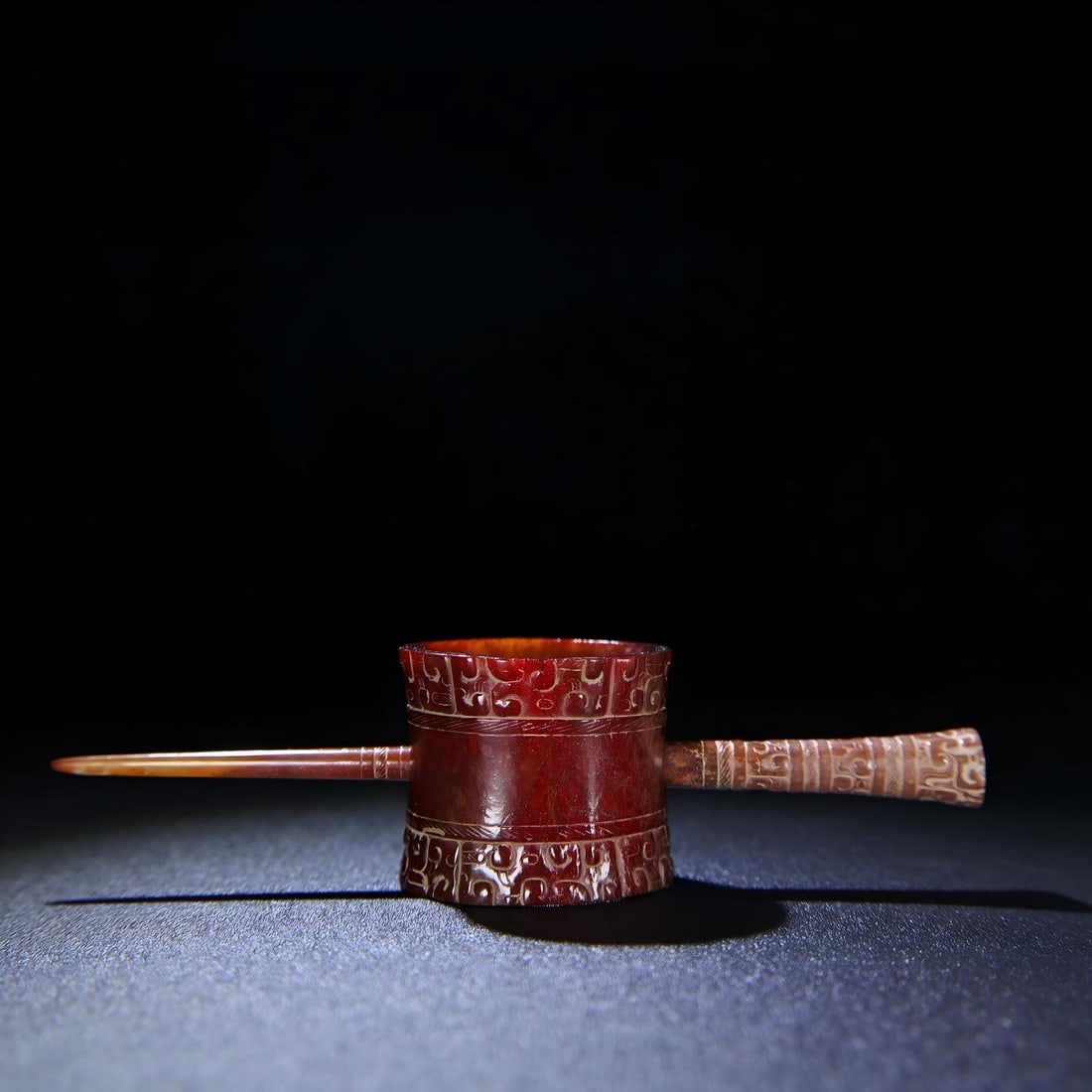 Exquisite antique collection: A set of Hetian jade headbands with full red patina from unearthed: Exquisitely crafted, from a private collection, this set of Hetian jade headbands features a rich, deep patina, deeply ingrained in red patina, and demonstrates superb craftsmanship with sharp carving