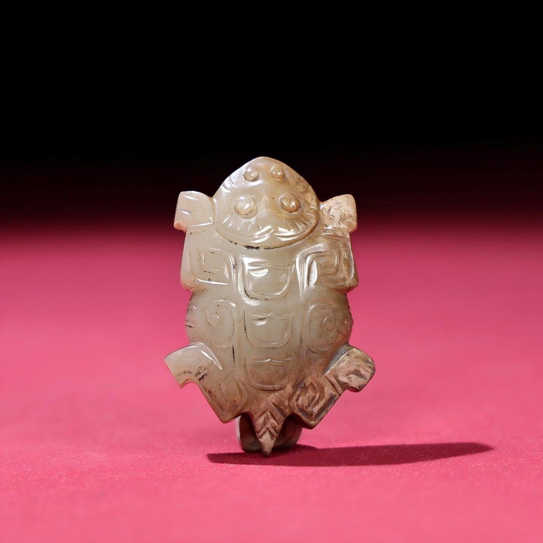 Exquisite antique, Shang Dynasty unearthed frog pendant (1 of 9)