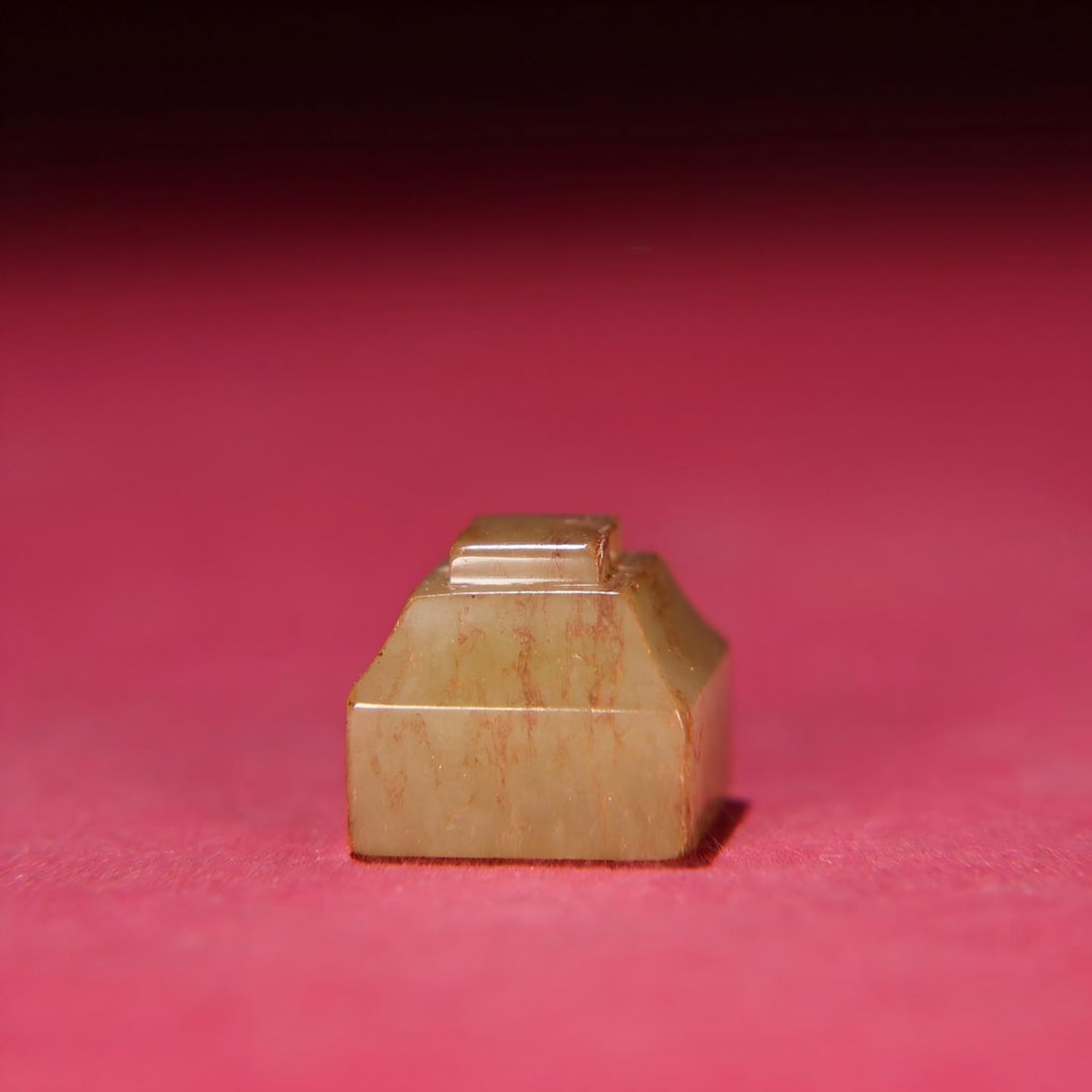 Exquisite antique piece, made of Hetian jade. (1 of 9)