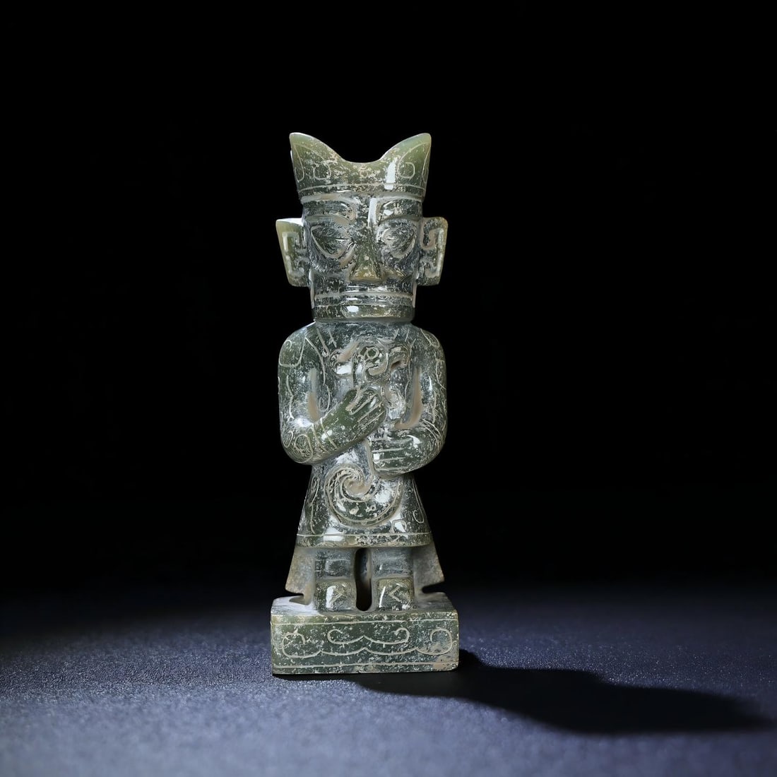 Exquisite antique collection, Hetian jade unearthed gray-skinned deity figurine. (1 of 9)