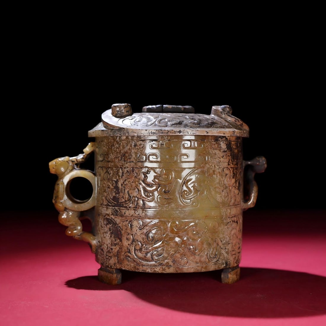 Exquisite antique, a Hetian jade cup with full patina and exquisite craftsmanship, unearthed from a: Exquisite antique, a Hetian jade cup from an unearthed site, fully patinated and meticulously crafted. The patina is thick and deep, the color penetrating to the bone; the craftsmanship is superb, wit