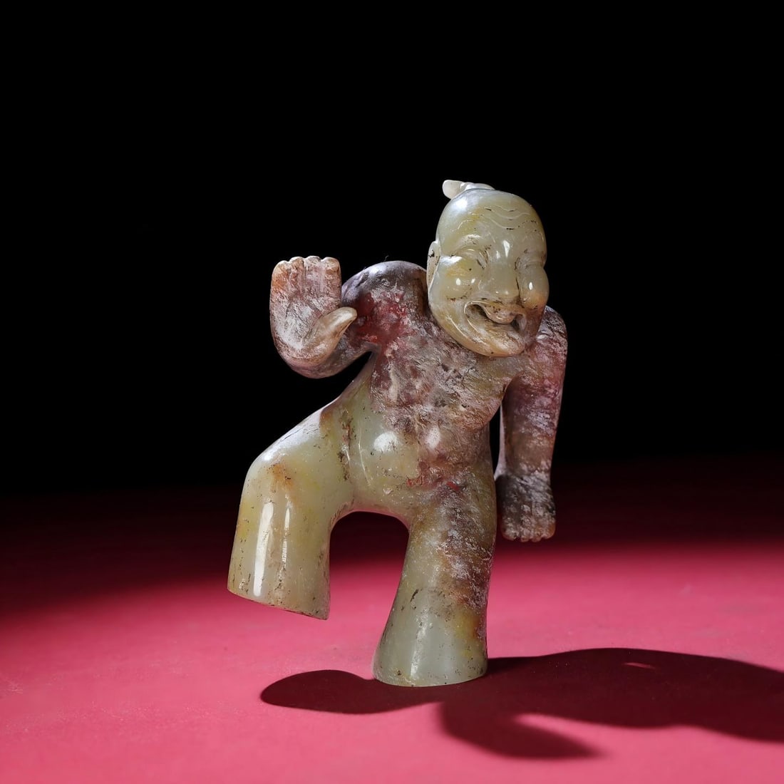 Exquisite antique piece, Hetian jade pebble, unearthed, fully infiltrated, noble-shaped hand-held (1 of 9)