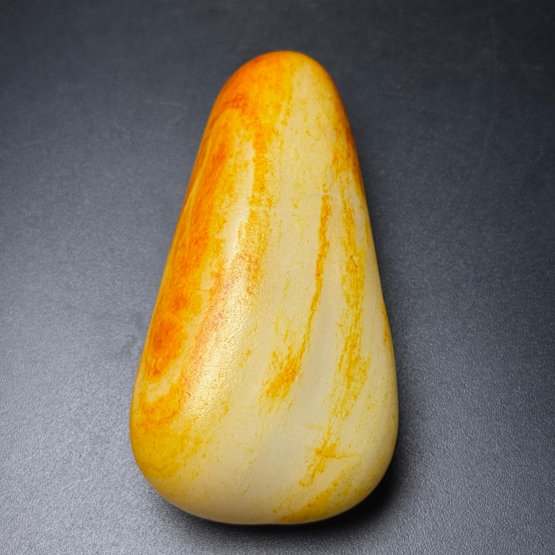 Hotan jade rough stone (1 of 9)