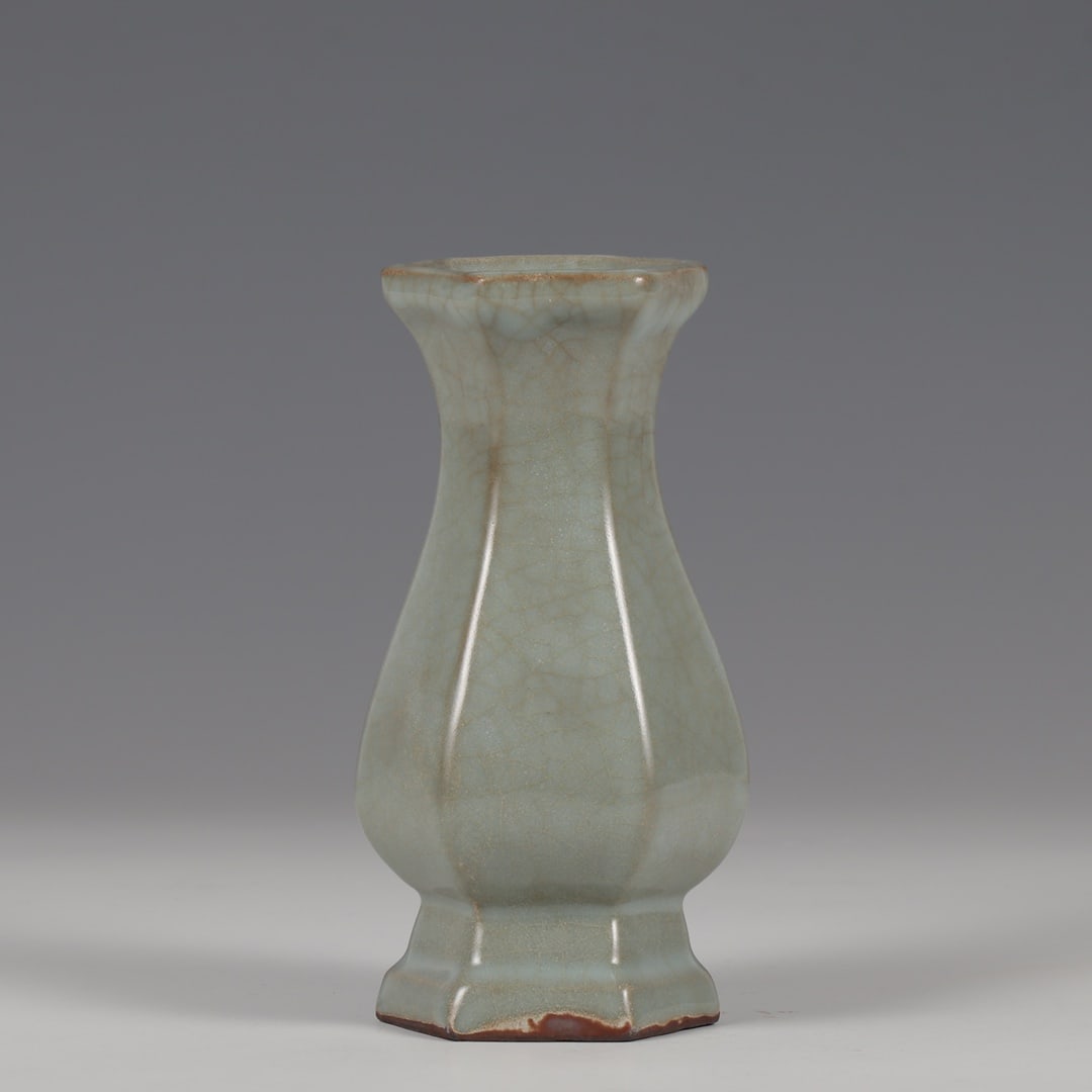 Formerly in the collection of a Southern Song Dynasty celadon official kiln hexagonal vase (1 of 9)