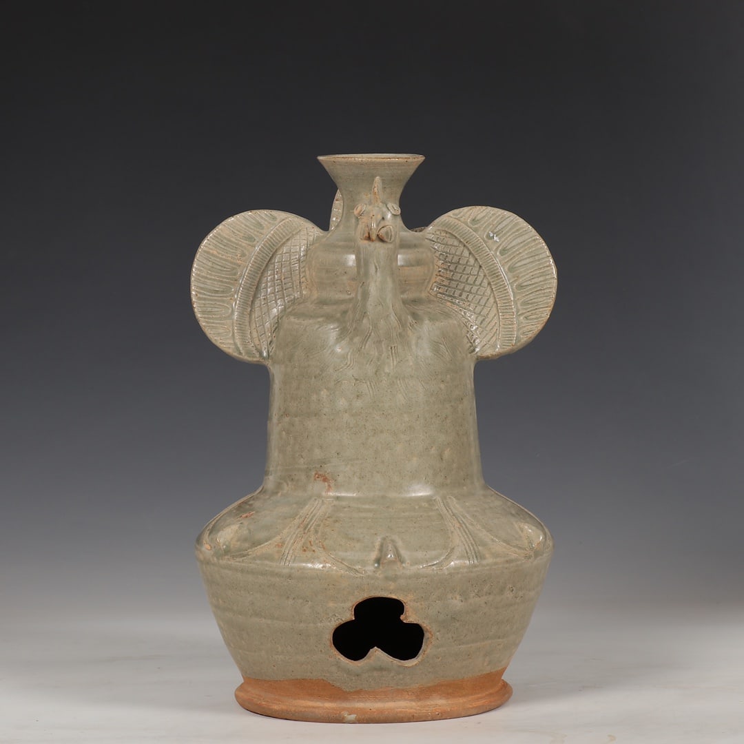 Former Western Jin Dynasty Yue ware celadon phoenix-patterned pot (1 of 9)