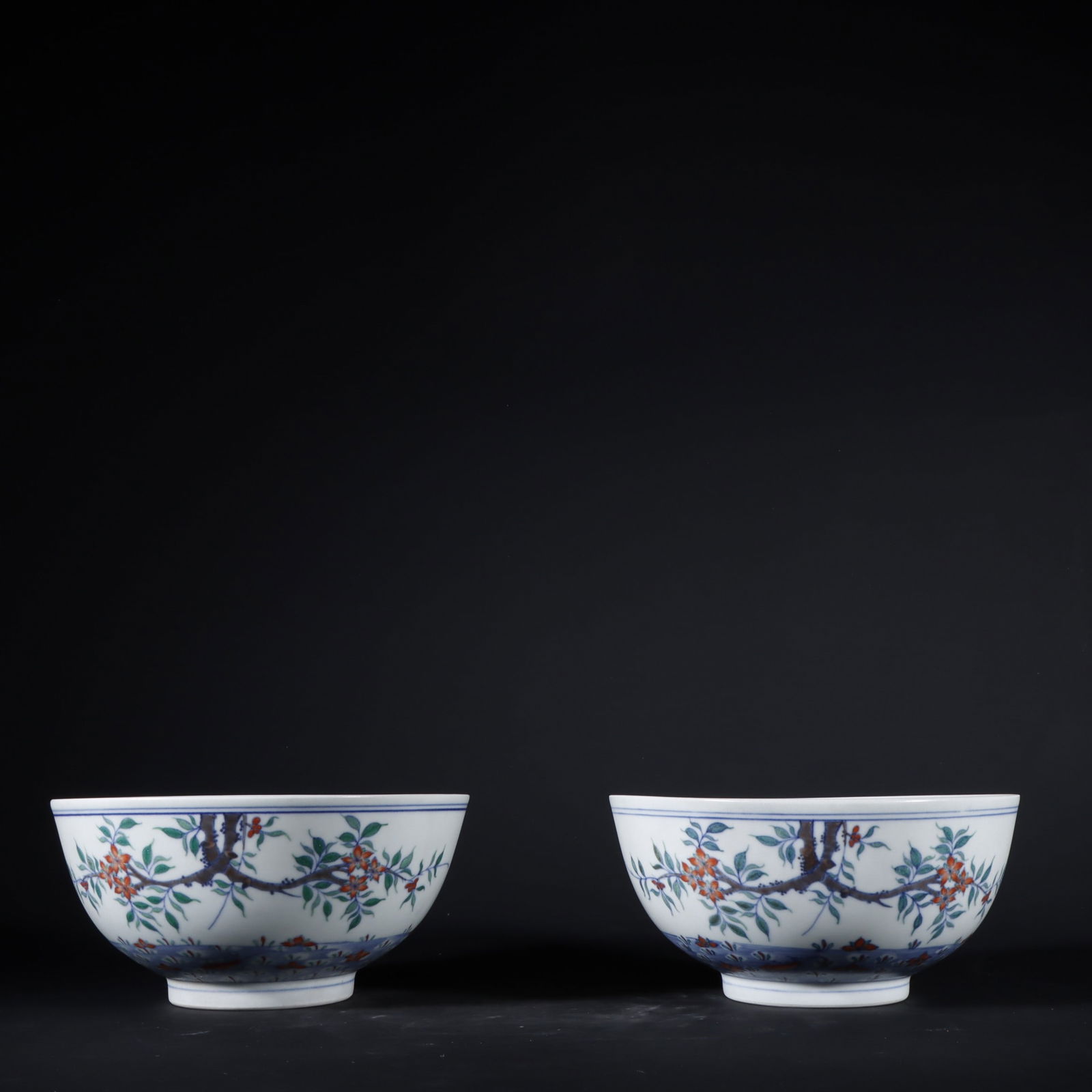A pair of Qing Dynasty Yongzheng Doucai floral bowls from the collection (1 of 9)