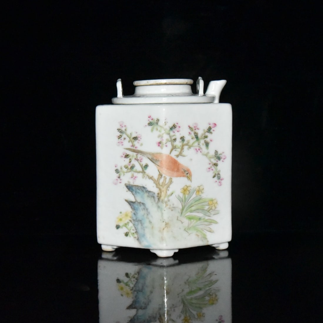 Republic of China Period Famille Rose Floral and Bird Pattern Hexagonal Wine Warmer: Republic of China Period, famille rose enamel, floral and bird design, hexagonal wine warmer, 12x10cm Provenance:Mr. Stefan, Minneapolis, Minnesota. Our dedicated team expertly handles both domestic a