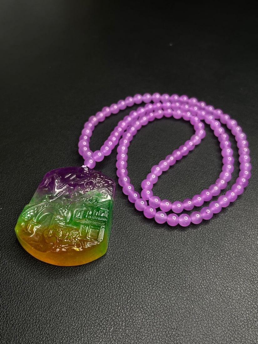 High-quality icy tricolor jadeite landscape pendant: High-quality icy tricolor jadeite landscape pendant Provenance:Mr.Jordi, Northern Virginia. Our dedicated team expertly handles both domestic and global shipping arrangements.We also offer CONSOLIDATE