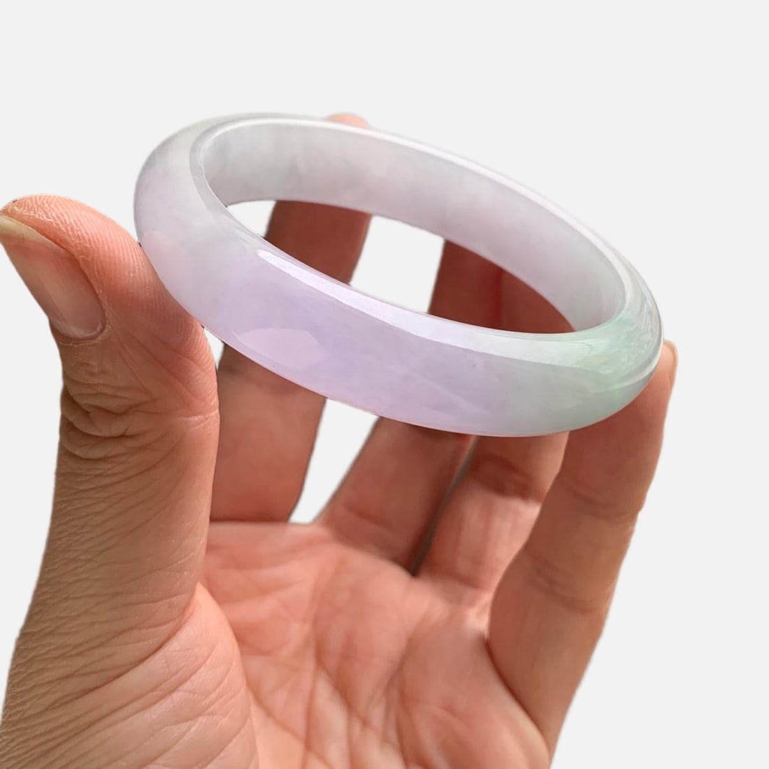 Burmese jadeite bangle, icy texture, light purple and light green true color.: (Stone material can withstand ultraviolet light) Burmese jadeite, icy type, light purple and light green true color jadeite bangle. Burmese jadeite, icy type, fine material, old type, very beautiful o
