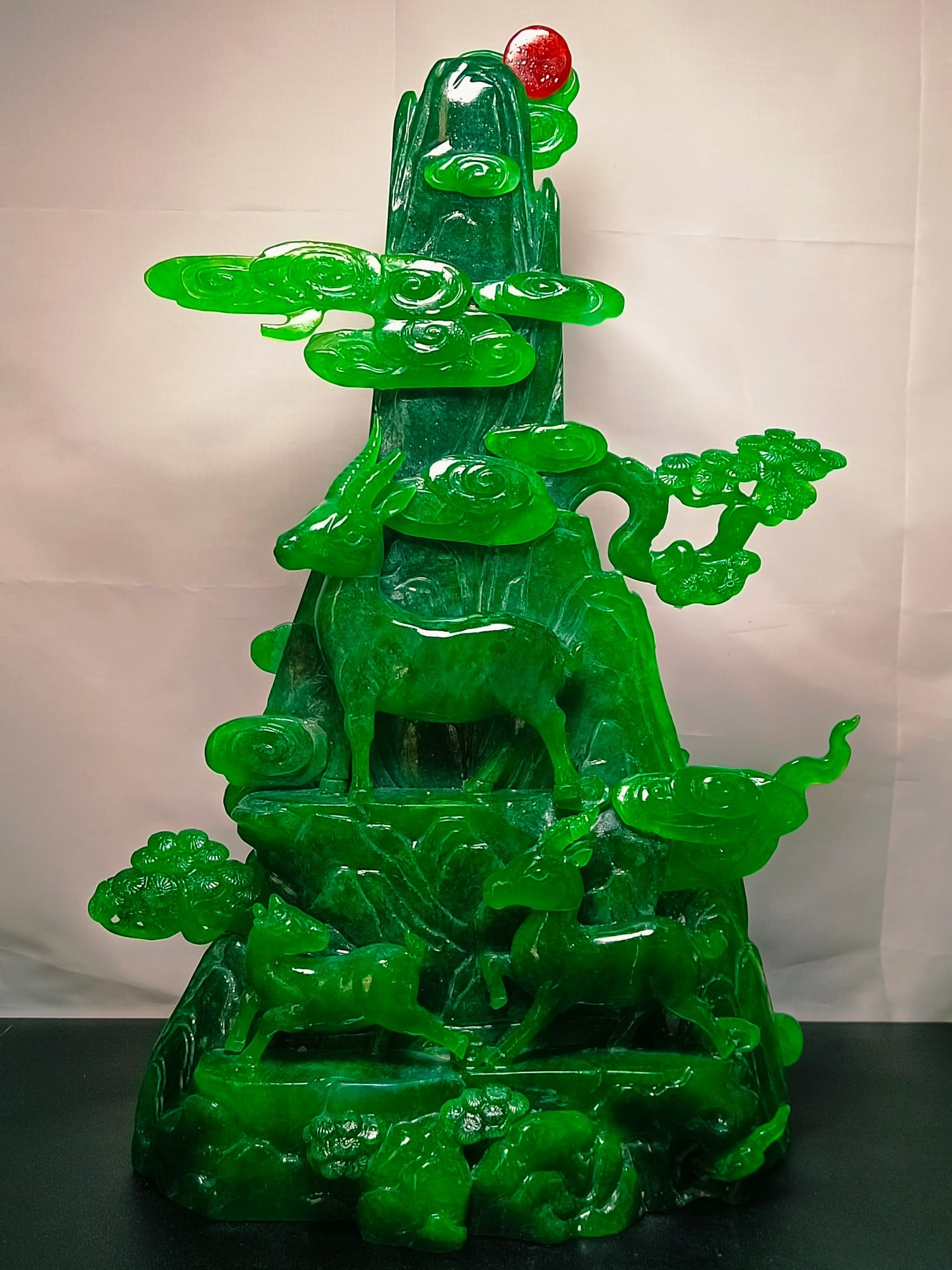 Top-grade Dragon Stone Imperial Green Jadeite Three Rams Bringing Prosperity Ornament: Top-grade Dragon Stone Imperial Green Jadeite Three Rams Bringing Prosperity Ornament Provenance:Private collection, Quincy, Massachusetts. Our dedicated team expertly handles both domestic and global