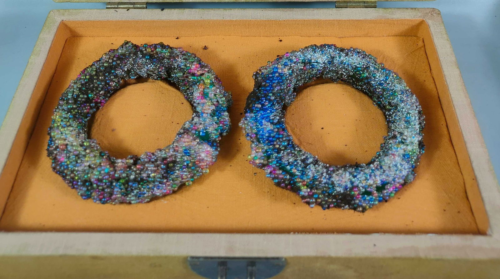 Rare antique embroidered box containing a repatriated jadeite bangle from Nebor.: A rare collectible: a jadeite bangle from Nepal in an antique embroidered box. Provenance:Private Estate, Honolulu, Hawaii. Our dedicated team expertly handles both domestic and global shipping arrang