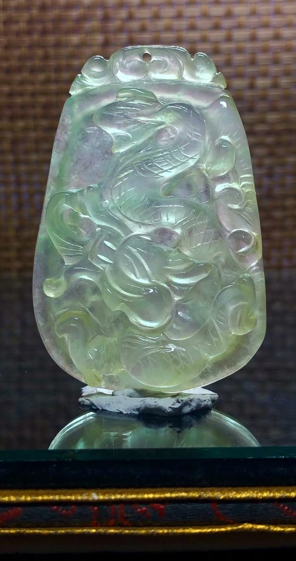 High-ice, high-fluorescence jadeite Ruyi dragon pattern pendant (1 of 9)