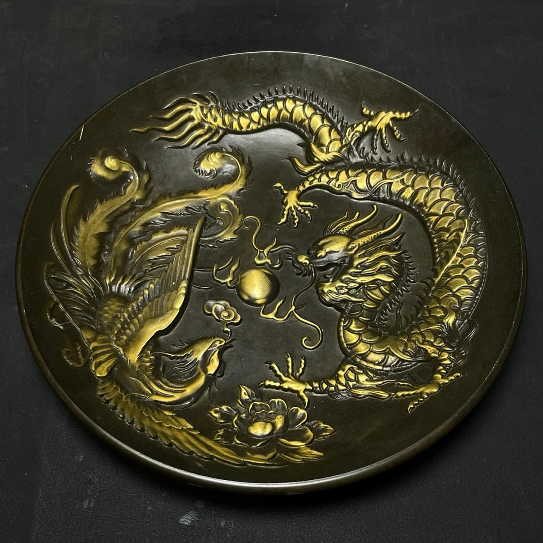 copper plate: Dimensions of the bronze plate: 18 cm in diameter and 3.5 cm in height. Provenance:Private collection, Cliffside Park, New Jersey. Our dedicated team expertly handles both domestic and global shipping