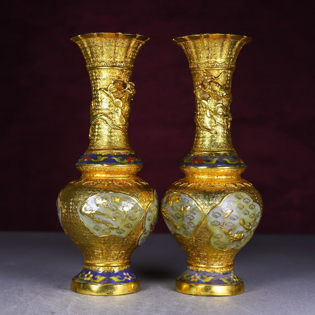 A pair of cloisonne enamel and gilt bronze vases (1 of 10)