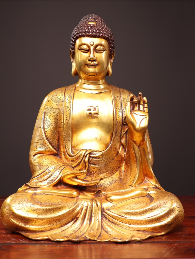 Rare gilt bronze Shakyamuni Buddha statue (1 of 9)
