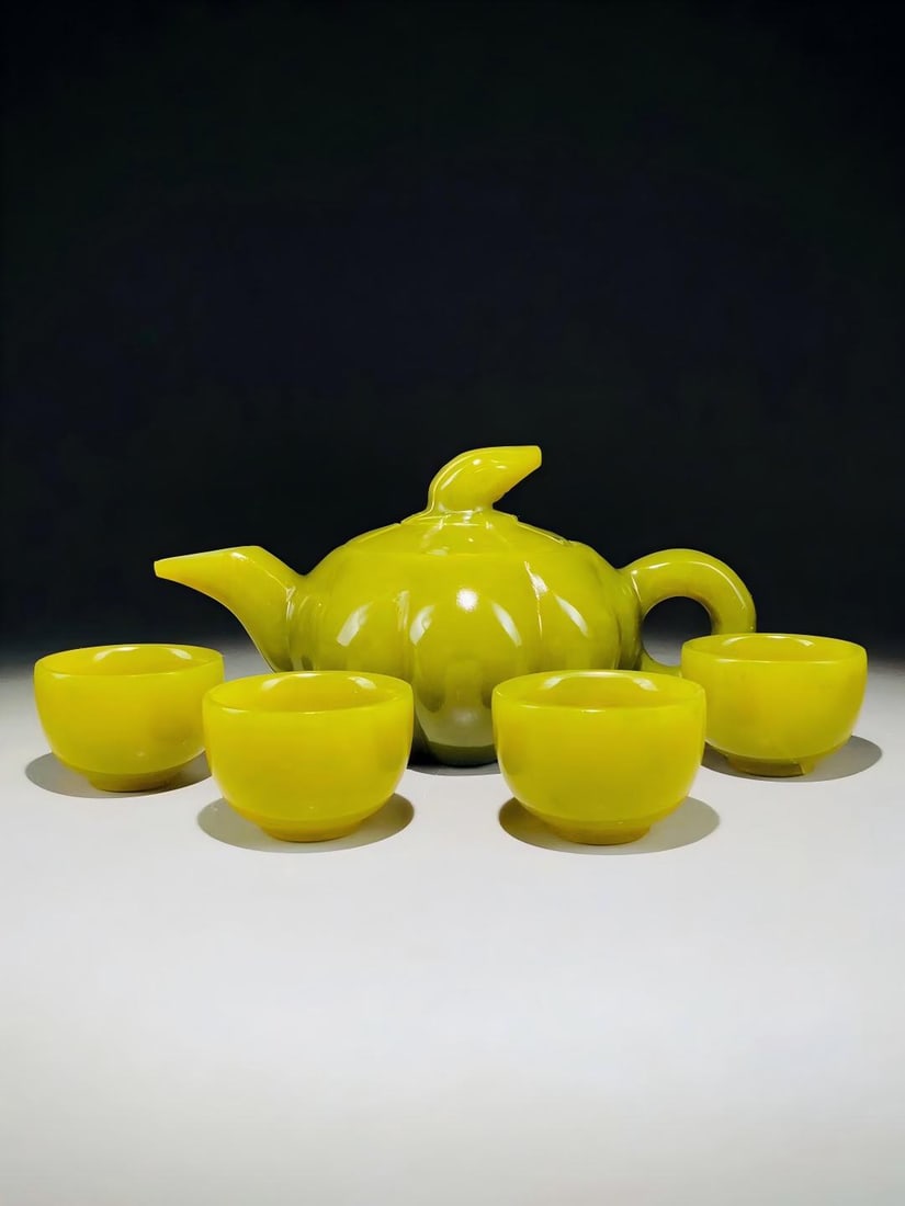 Hetian jade tea set (1 of 9)