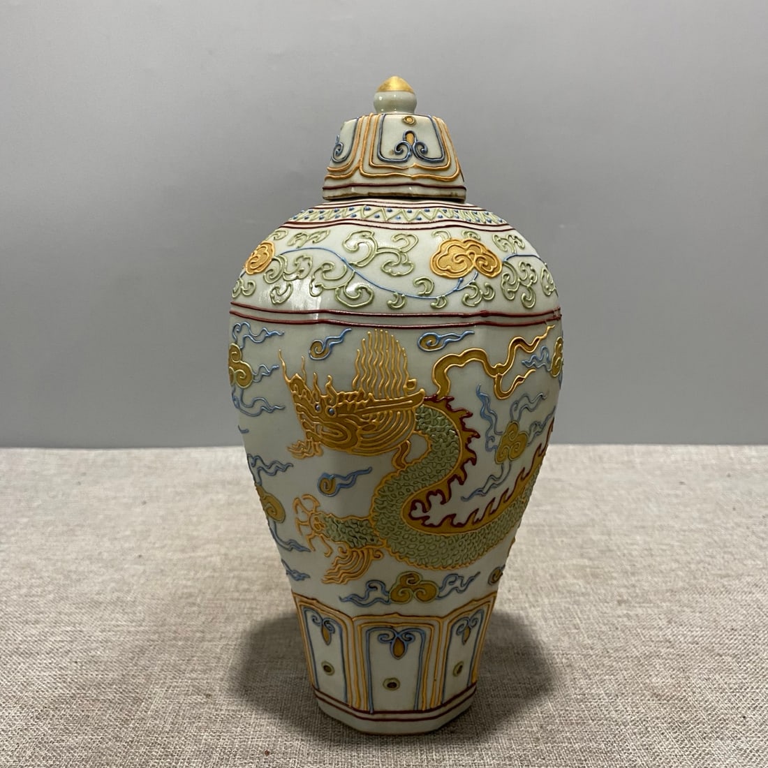 Yuan Dynasty Octagonal Plum Vase with Dragon Design (1 of 8)