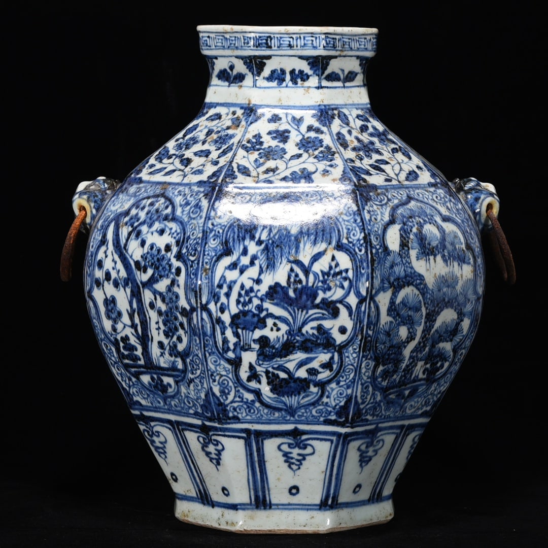 Yuan Dynasty Blue and White Porcelain Octagonal Jar with Iron Ring Floral Design and Animal Head (1 of 9)