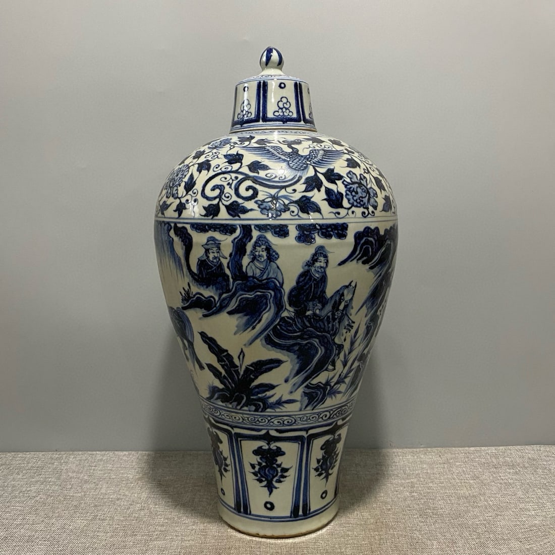 Yuan Dynasty blue and white porcelain plum vase with the figure of Zhaojun leaving the border (1 of 8)