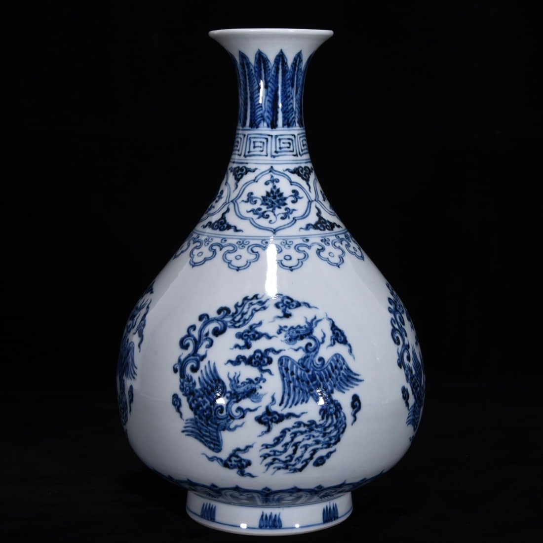 Ming Hongzhi Blue and White Phoenix Pattern Yuhuchun Vase (1 of 9)