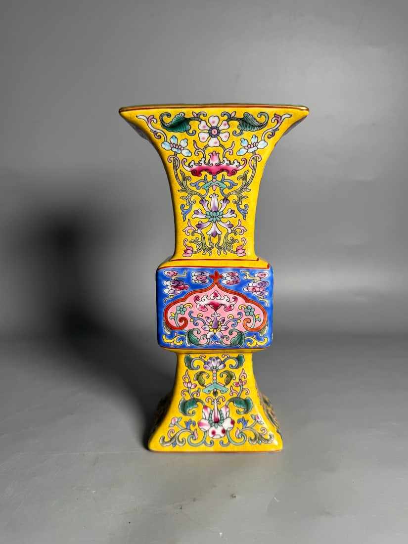 Qianlong Enamel Square Vase: Qianlong Enamel Square Vase Provenance:Private collection from a professor in Harvard University. Our dedicated team expertly handles both domestic and global shipping arrangements.We also offer CONSO
