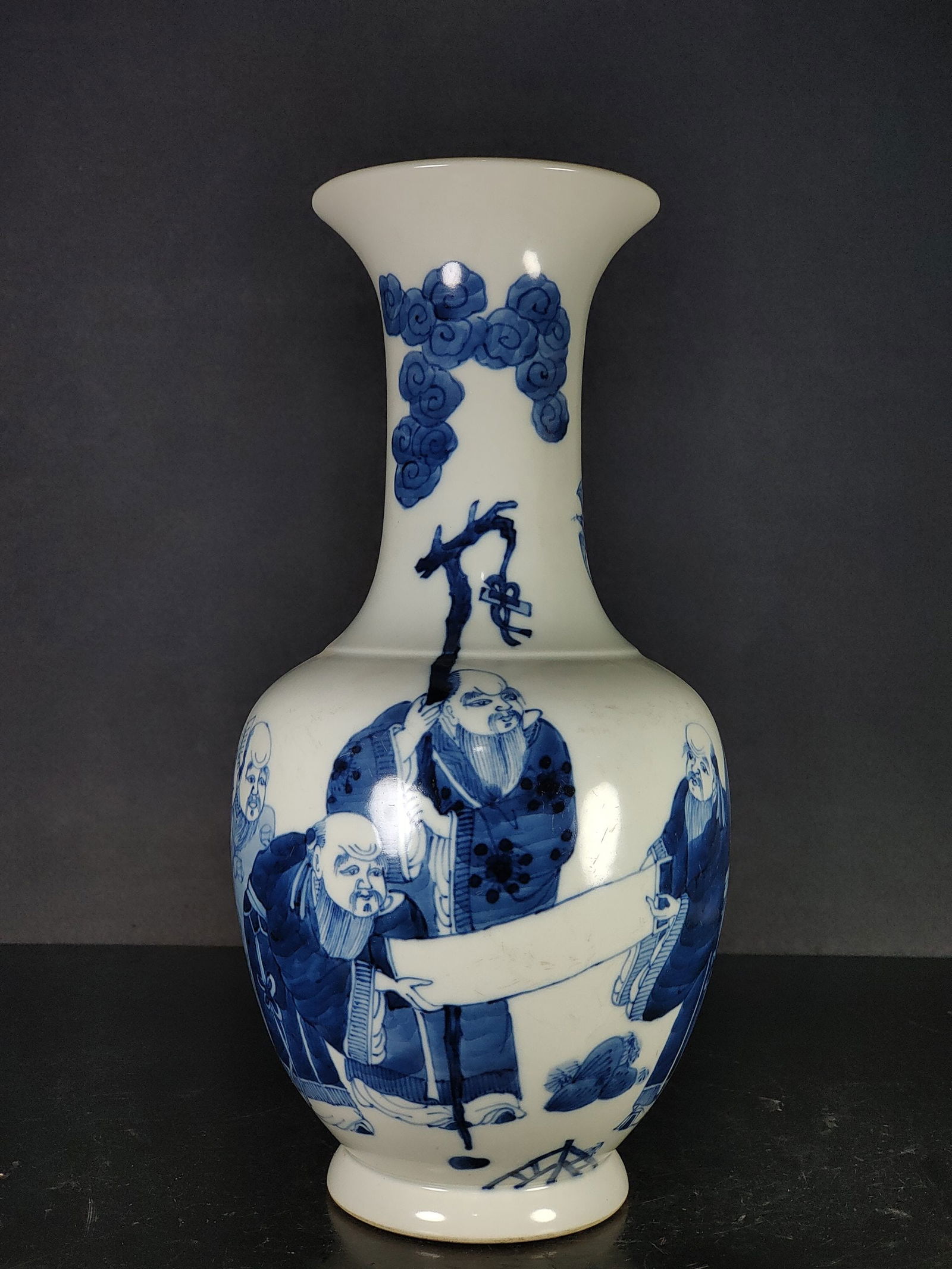 High-grade blue and white porcelain vase with figures and stories from the Qing Dynasty (1 of 7)