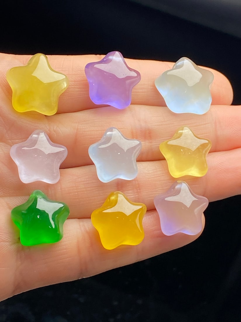 Jadeite of icy yellow variety, violet "star" pendant (1 of 9)