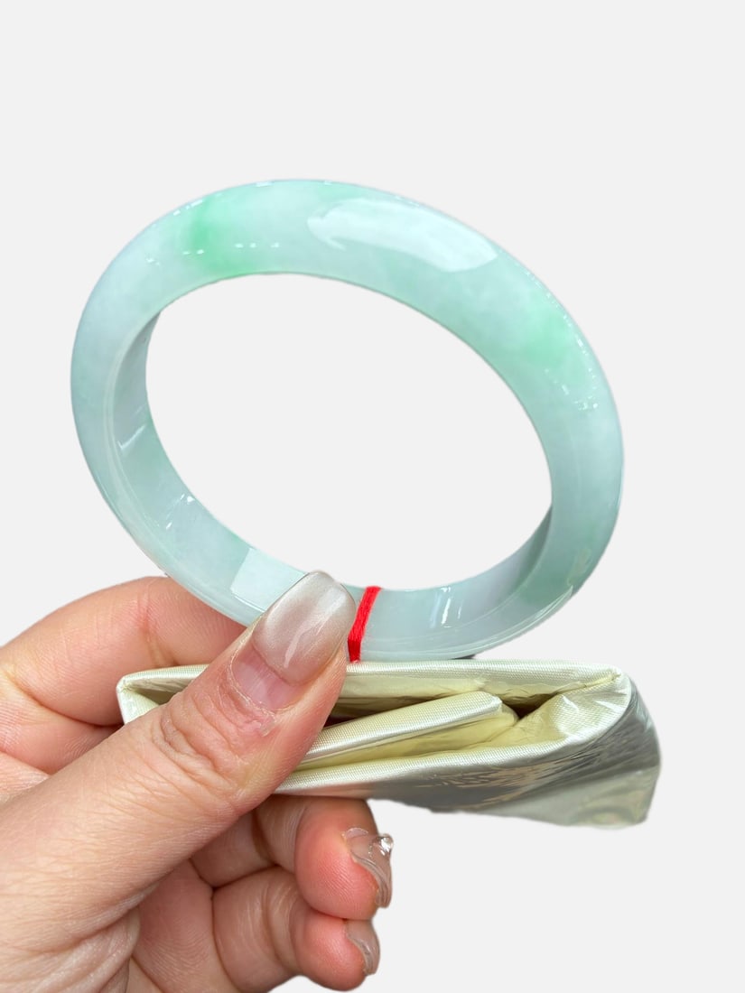 Jadeite bangle with true bright green color (1 of 9)