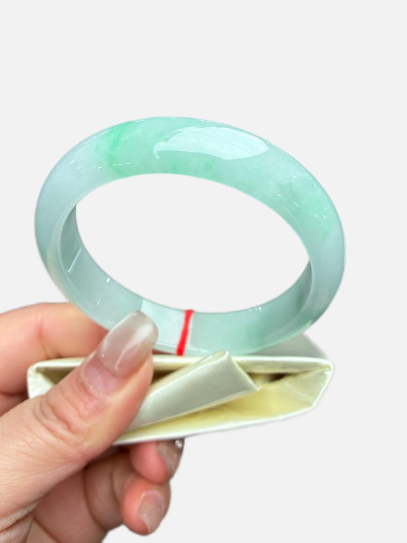 Jadeite bangle with true bright green color (1 of 9)