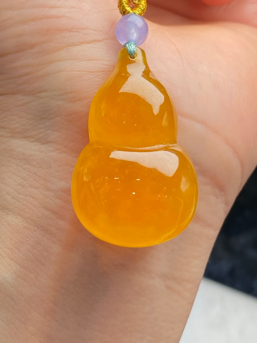 High-quality icy yellow jadeite "gourd" pendant (1 of 9)